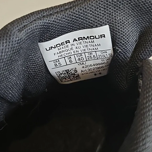 Under Armour Charged Escape 3 Charcoal and Black Running Shoes Women's Size 8.5 - Picture 4 of 5